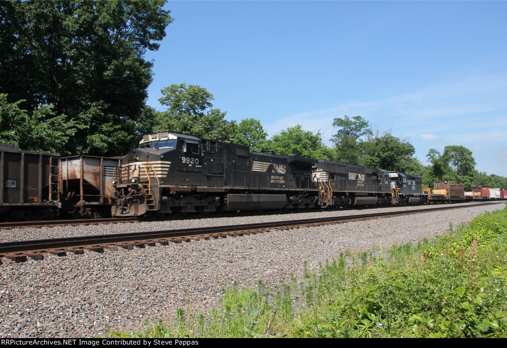 NS 9920 leads train 11V